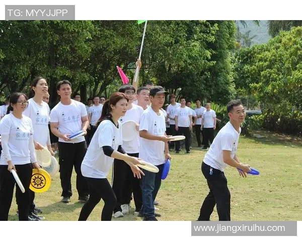 飞盘热潮席卷西安：飞盘队灵活性变革引发广泛关注与讨论